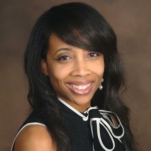 Meet your Posher, Nikky